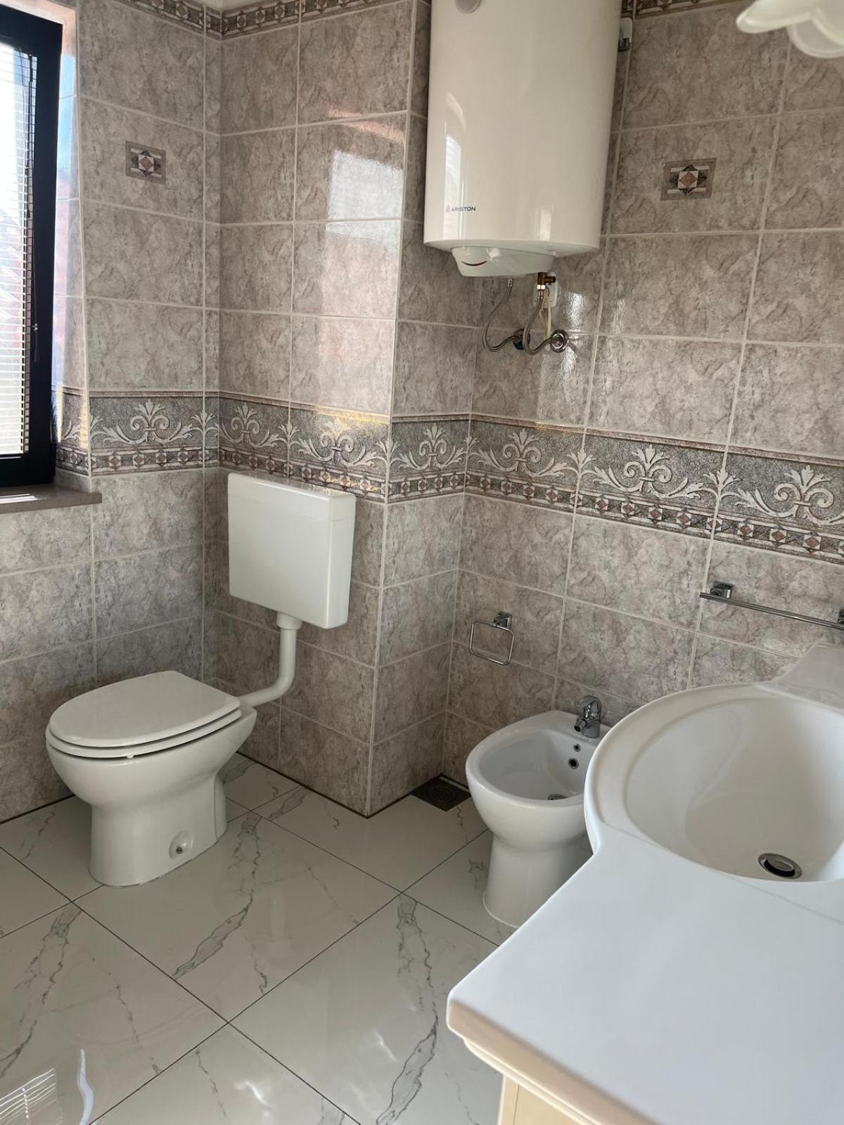 Apartma Mimi Dekani Esterno foto